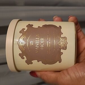 Vanilla Noir Scented Candle - 9oz